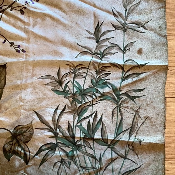 27” square scarf in beautiful shades of green with print of bamboo and ivy - Picture 3 of 4